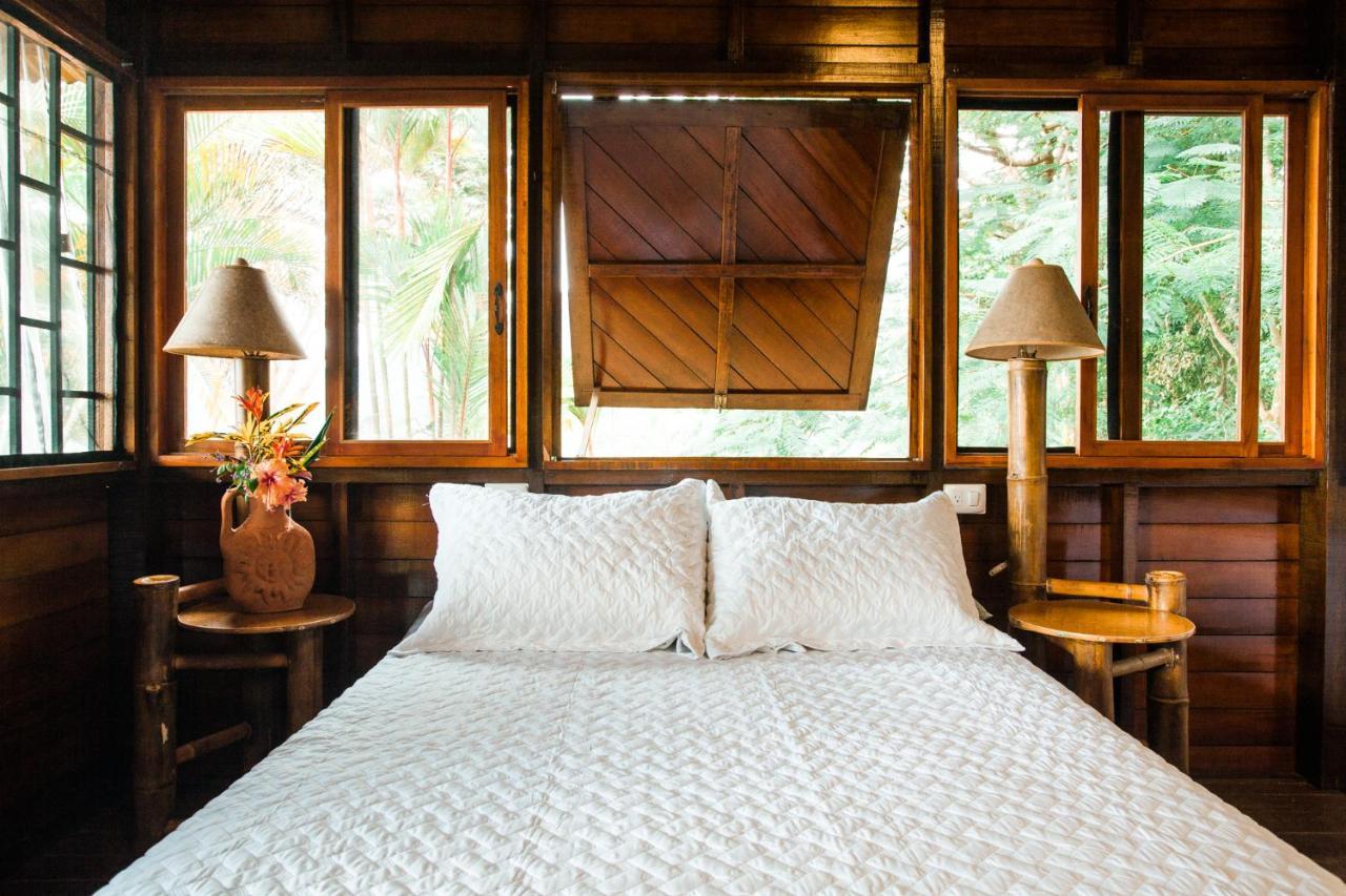 Pacific Edge Eco Lodge โดมินิกัล ภายนอก รูปภาพ