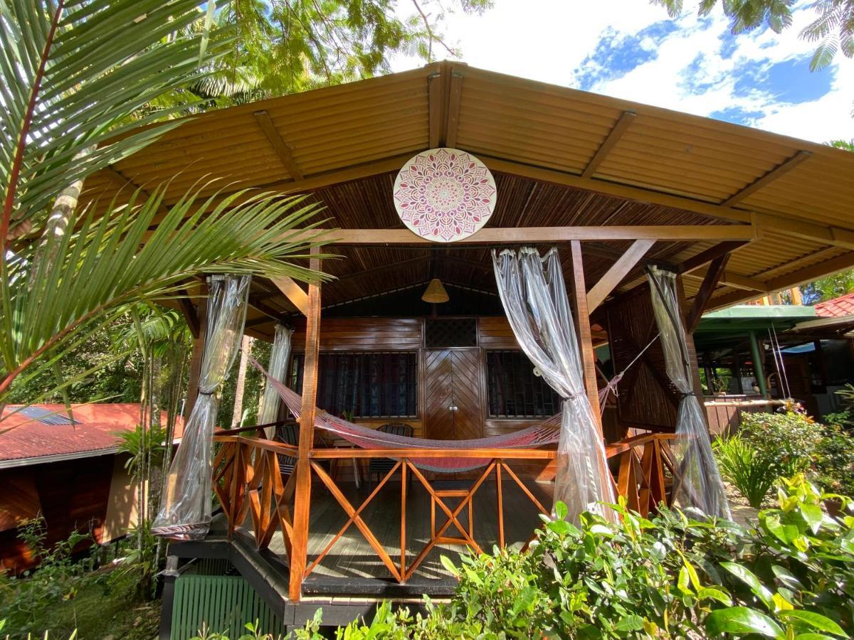 Pacific Edge Eco Lodge โดมินิกัล ภายนอก รูปภาพ