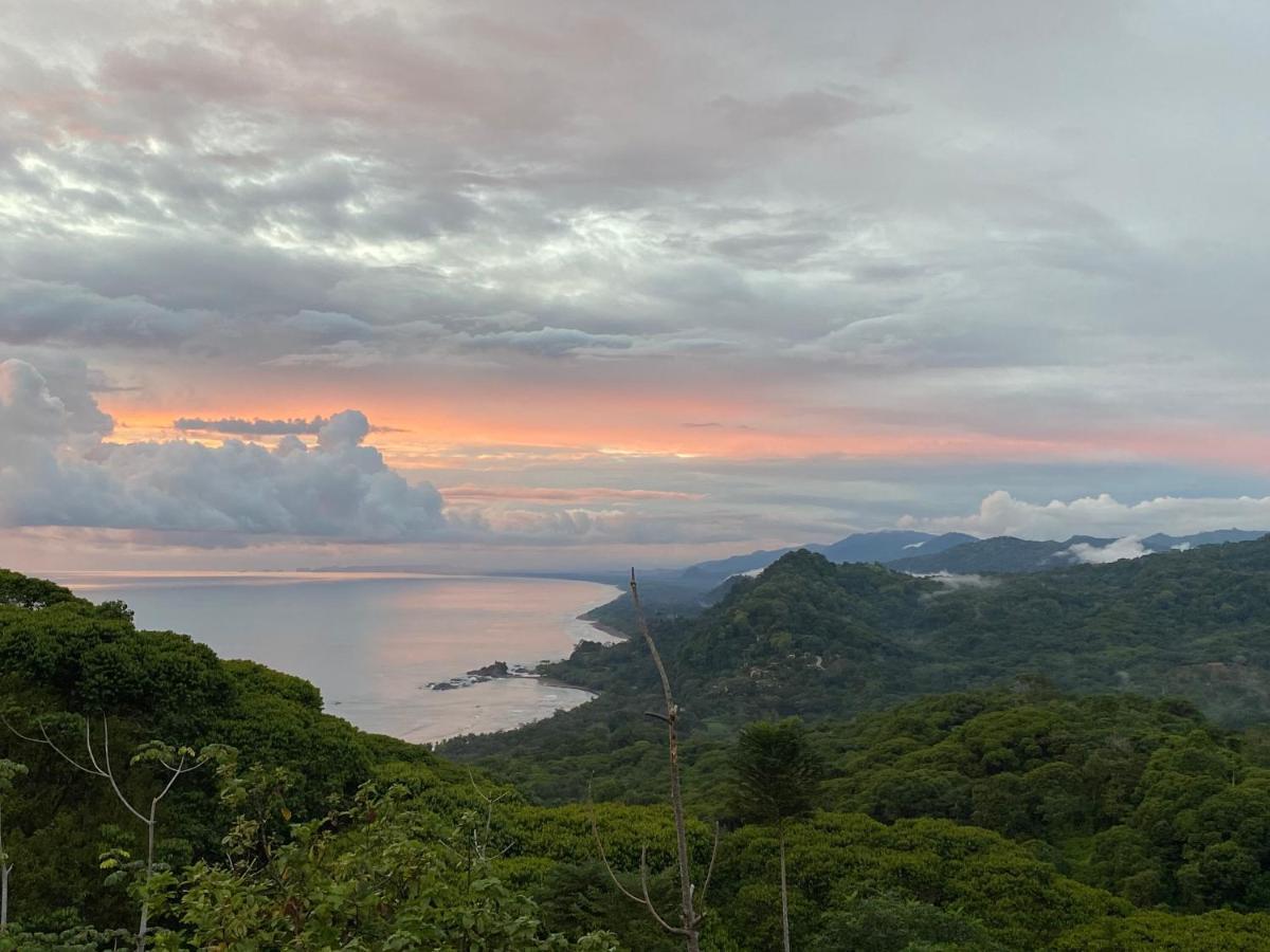 Pacific Edge Eco Lodge โดมินิกัล ภายนอก รูปภาพ