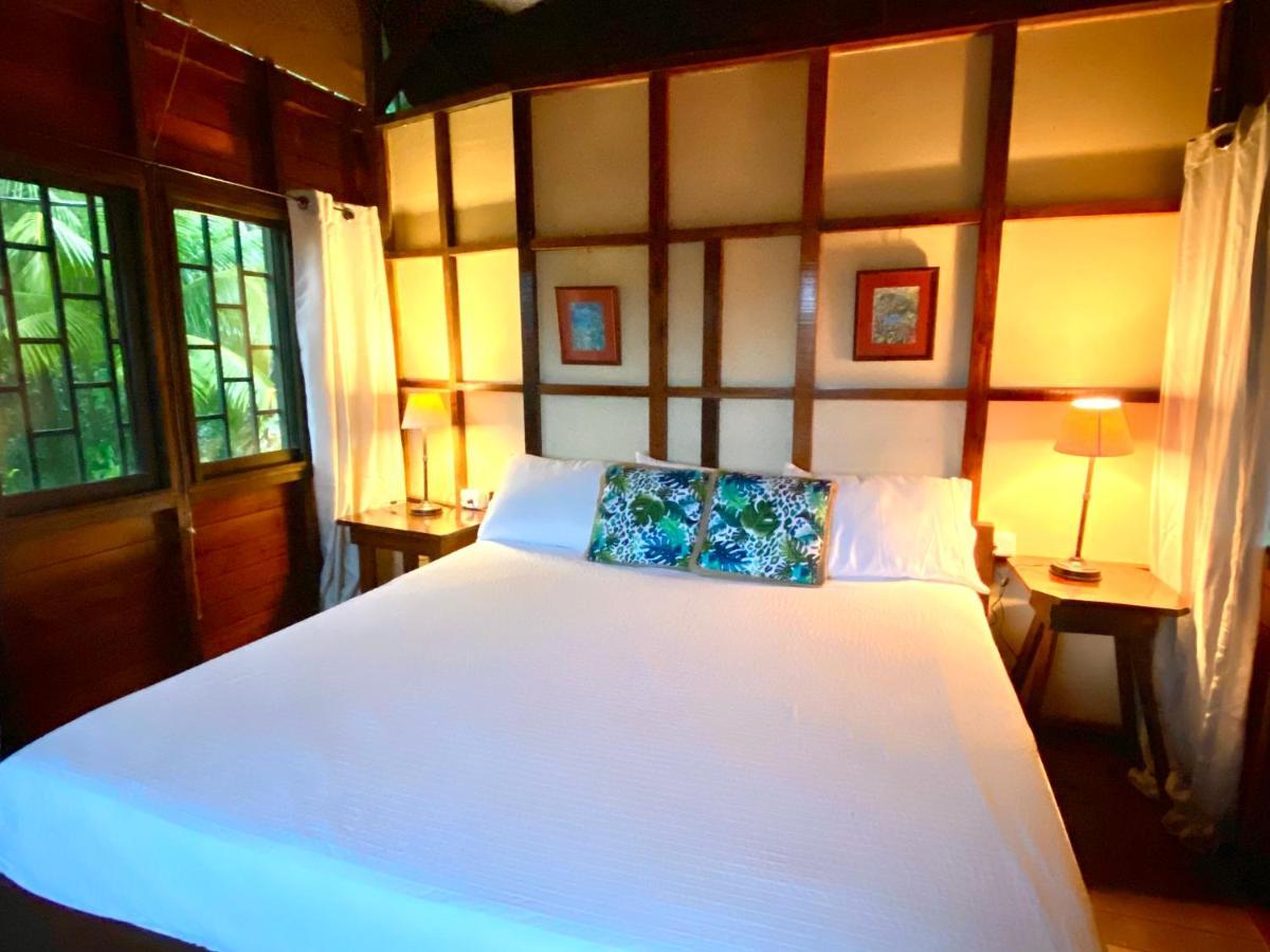 Pacific Edge Eco Lodge โดมินิกัล ภายนอก รูปภาพ